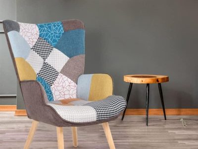 Plongez dans l&rsquo;élégance nordique avec le Fauteuil Scandinave Ivar en Patchwork Multicouleurs !
